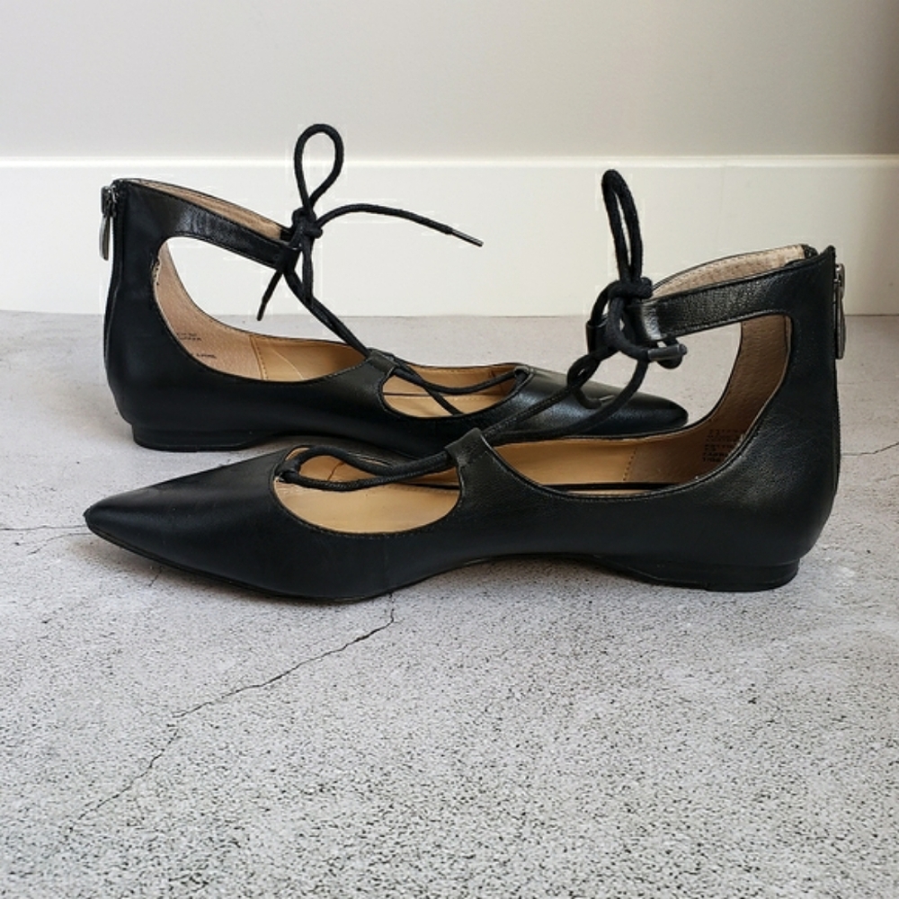 Saks Fifth Avenue Estyn-S Lace Up Flats - Sz 7.5 - Picture 3 of 12